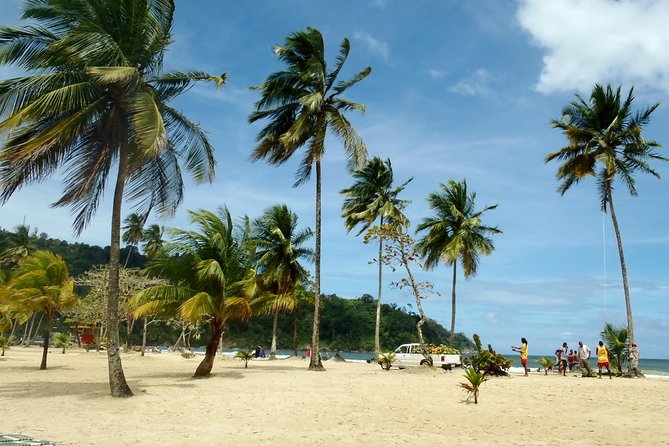 Day Trip to Maracas Beach - Bake and fish is part of the Maracas experience
