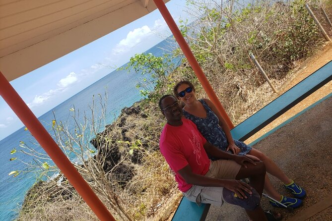 Island Tours of Tobago - The maxi ride: comfort, music, and room to adjust