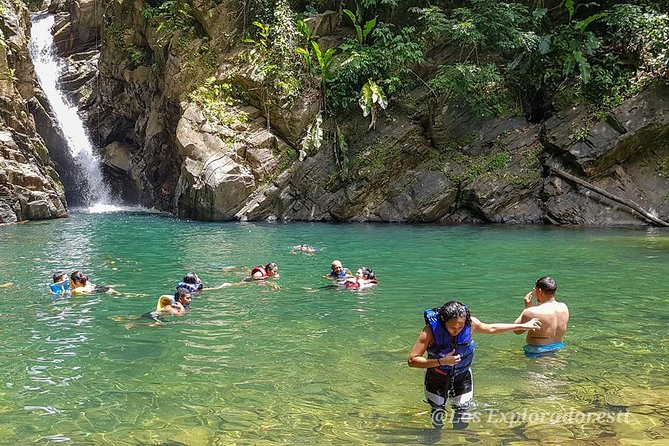 Paria Waterfall - The Cathedral at Paria Bay