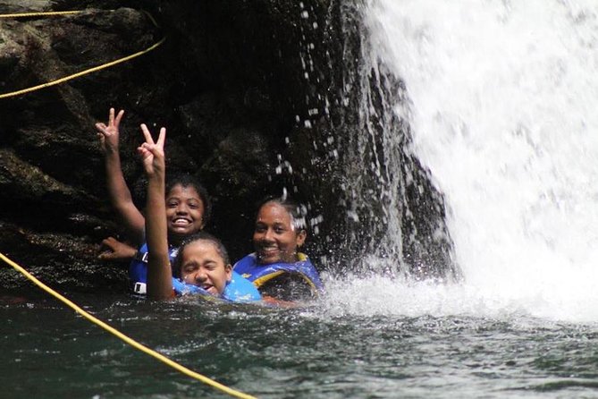 Rio Seco Waterfall - Arriving at the waterfall and rock face