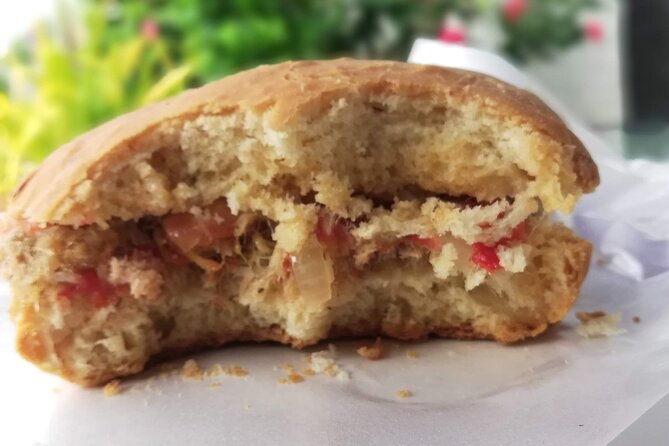 Saturday Markets & Brunch Tour - Brunch at Femmes du Chalet Breakfast Shack