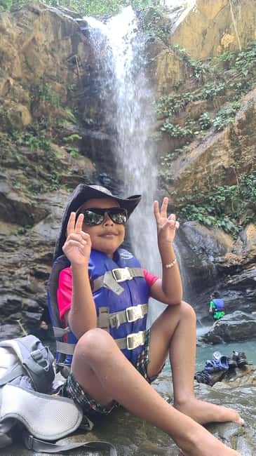 Trinidad: Avocat Waterfall and Maracas Bay Beach Tour - Hiking Through The Forest To Avocat