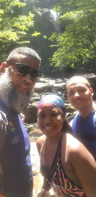 Trinidad: Avocat Waterfall and Maracas Bay Beach Tour - Maracas Bay And The Bake And Shark Stop