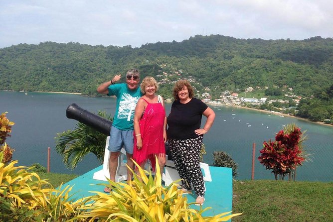 VIP Inclusive Private Tour of Island (Lunch, Drinks + Snorkeling) - Cocoa trees, a colonial house, and a quick taste