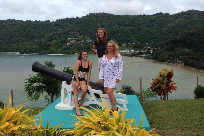 VIP Inclusive Private Tour of Island (Lunch, Drinks + Snorkeling) - The four-hour heart of the trip at Pirate’s Bay